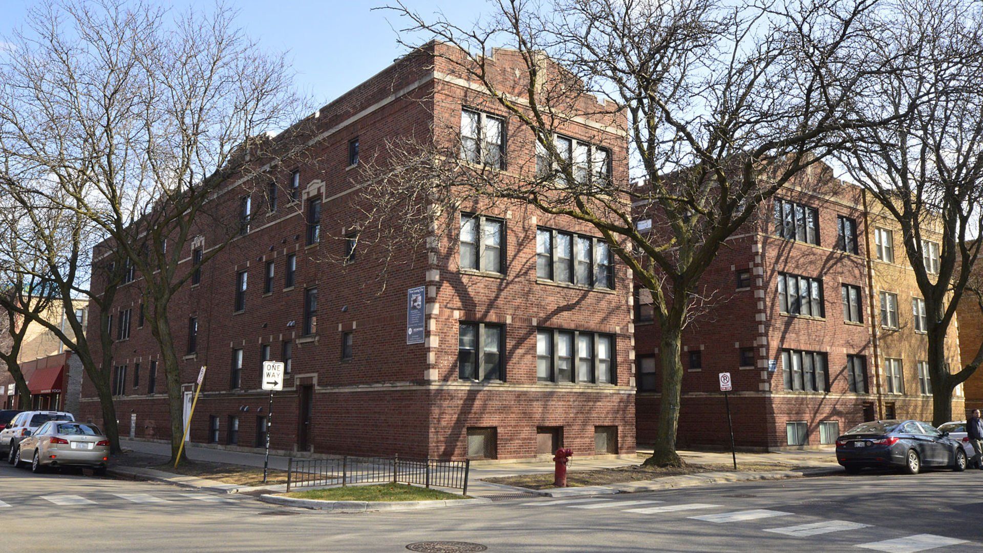 5553-59 N Magnolia Avenue Building Exterior