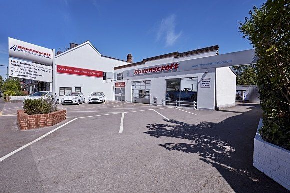 Read customer Google Reviews of Ravenscroft MOT & Service Centre in Fleet, Hampshire