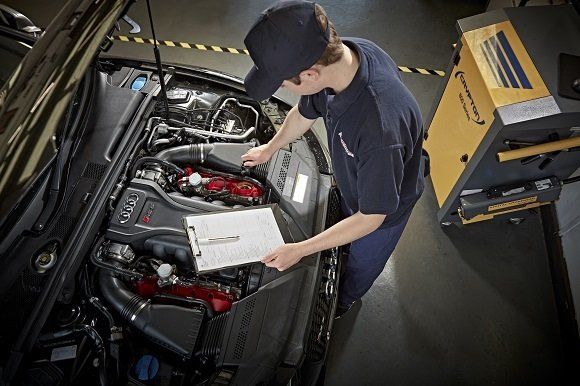 Audi cars service, maintenance & repairs Ravenscroft MOT & #service Centre in Fleet, Hampshire