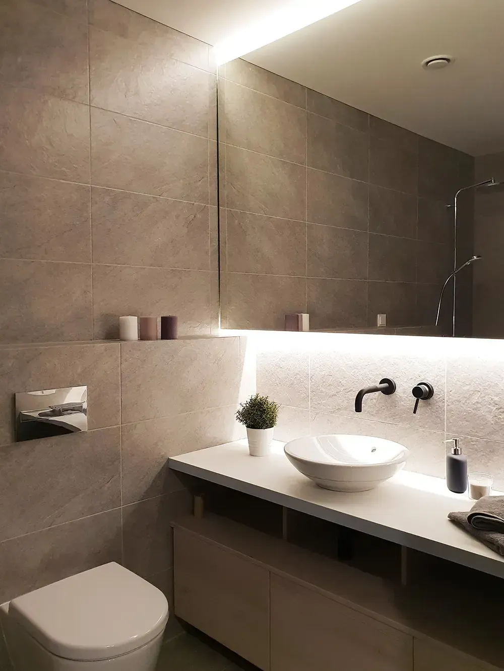 Apdailos darbai ir kitos paslaugos