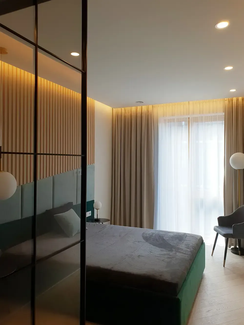 Apdailos darbai ir kitos paslaugos