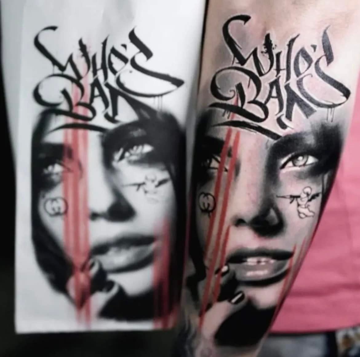 Kunstwerk en tatoeage van een vrouwengezicht met rode strepen. Bovenaan de tekst 