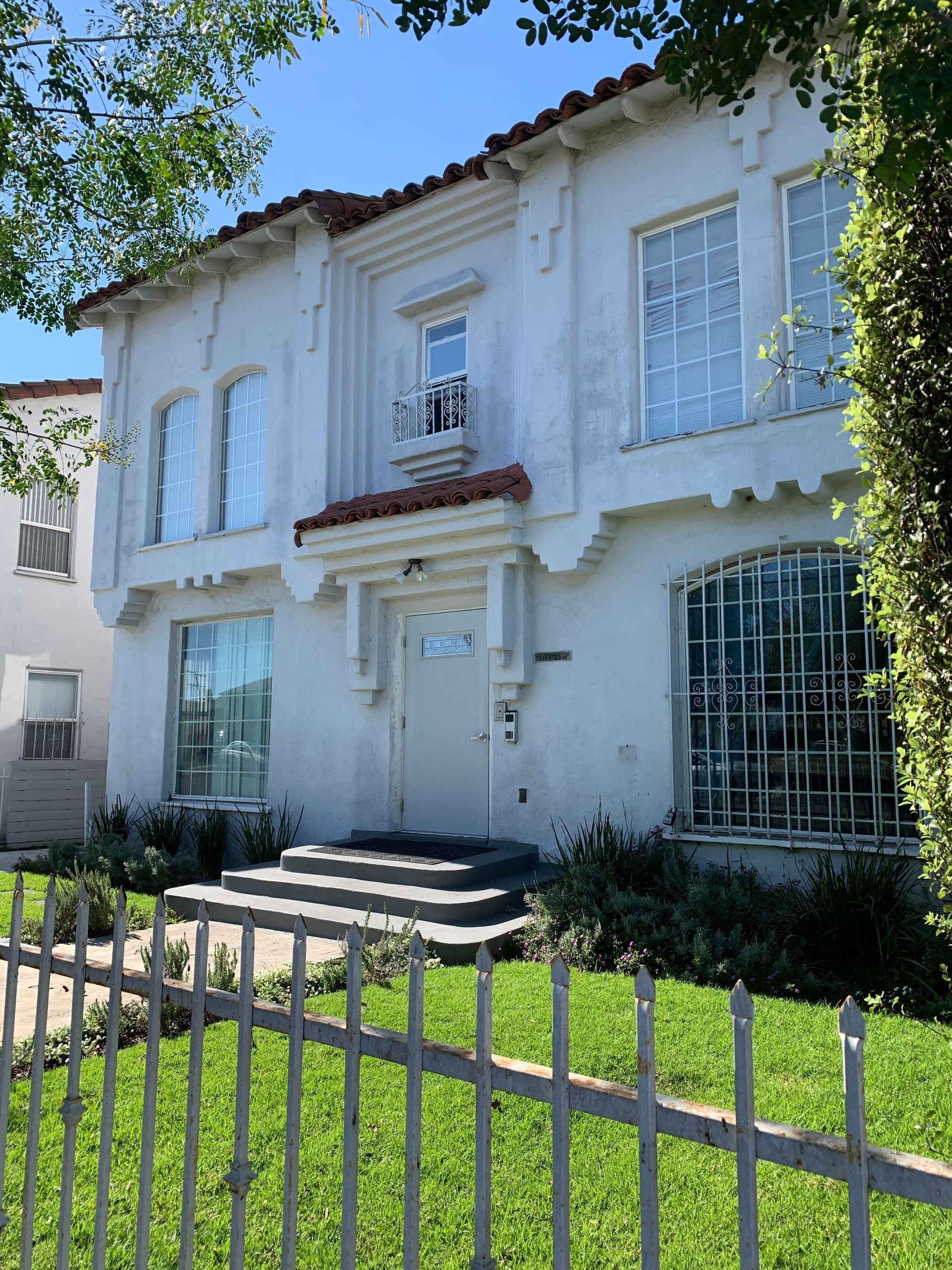 3015 Virginia Exterior West Adams