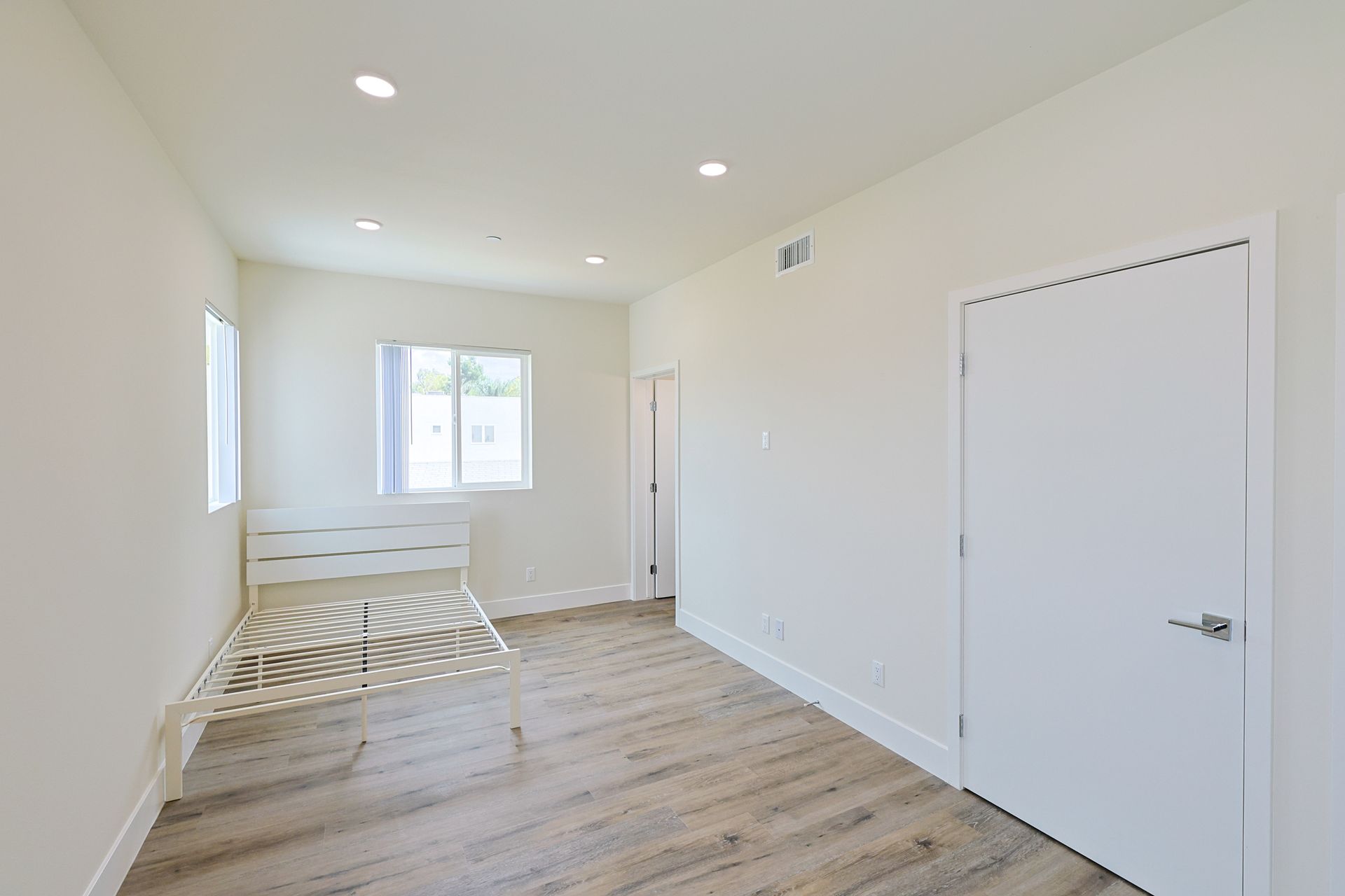 This image shows a empty place of room with with white and brown backgroud.