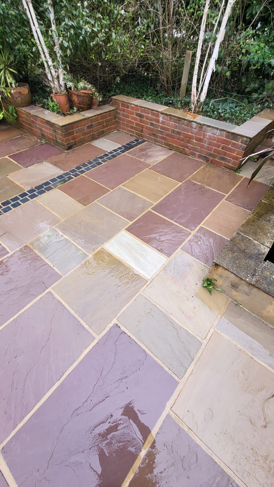 Clean paving slabs
