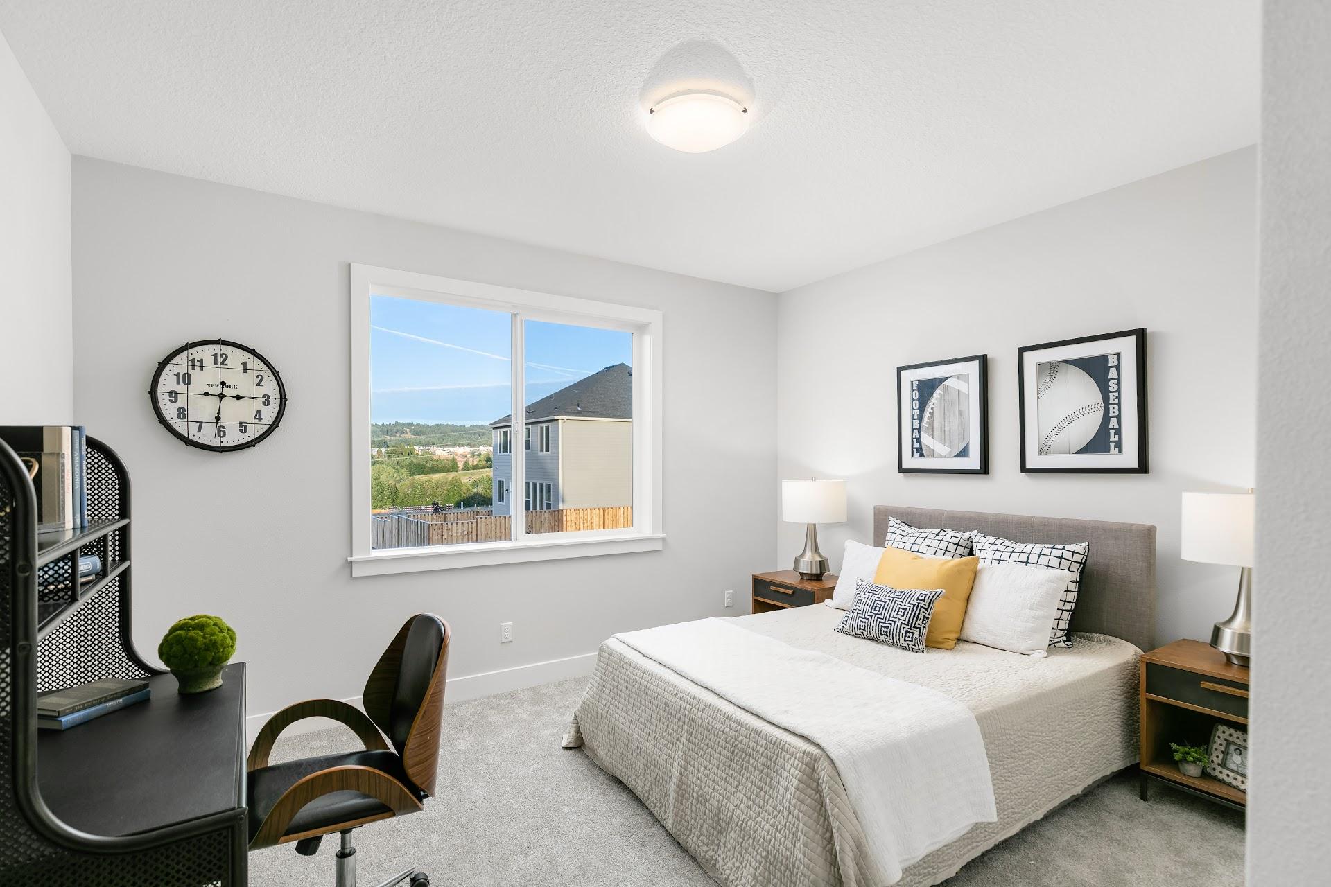 Noyes Homes | New Custom Homes | Beaverton, Oregon | Home living area | dinning room | entertainment room |