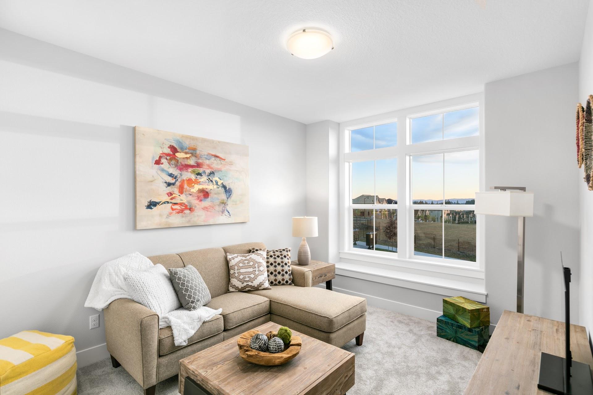 Noyes Homes | New Custom Homes | Beaverton, Oregon | Home living area | dinning room | entertainment room |