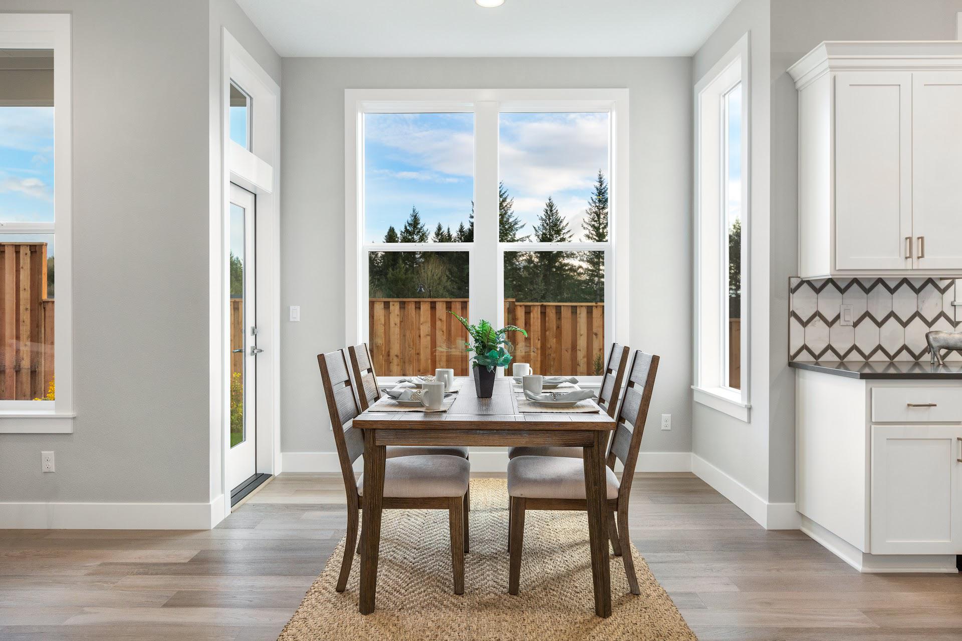 Noyes Homes | New Custom Homes | Beaverton, Oregon | Home living area | dinning room | entertainment room |