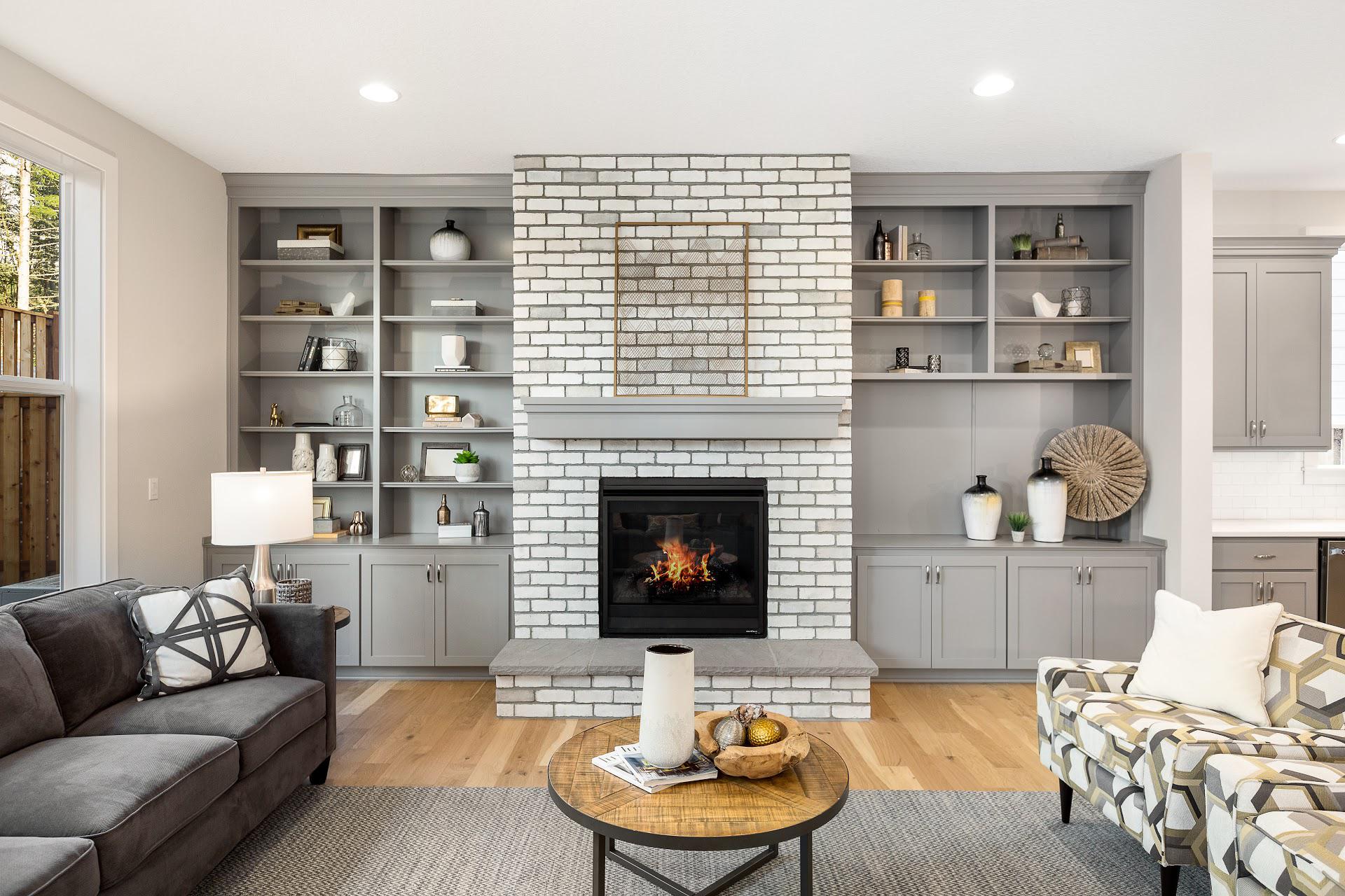 Noyes Homes | New Custom Homes | Beaverton, Oregon | Home living area | dinning room | entertainment room |