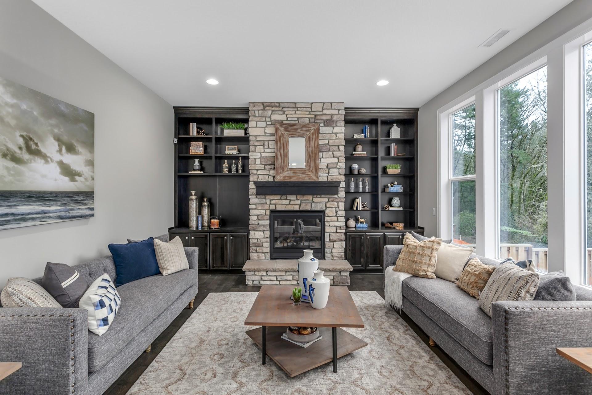 Noyes Homes | New Custom Homes | Beaverton, Oregon | Home living area | dinning room | entertainment room |