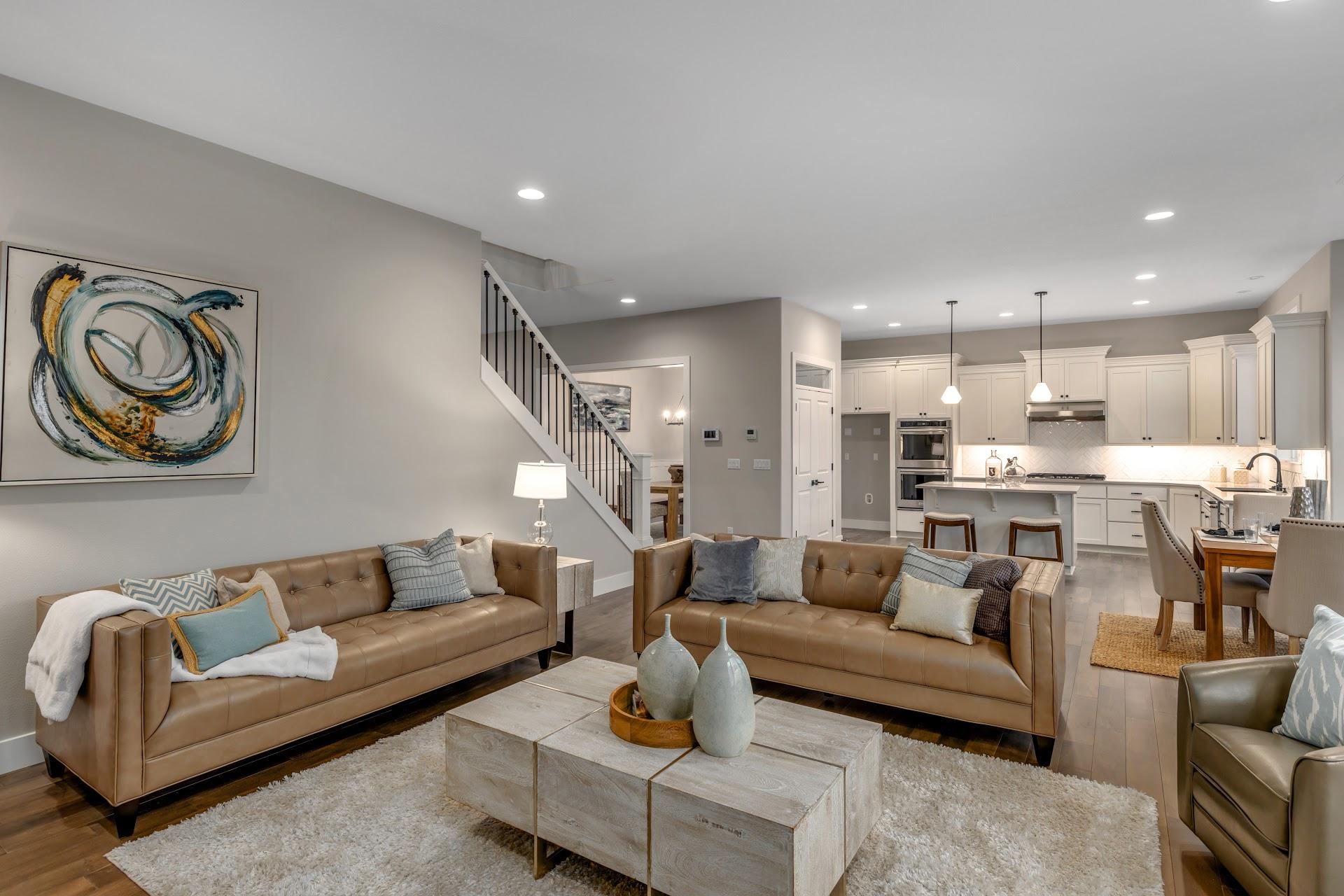 Noyes Homes | New Custom Homes | Beaverton, Oregon | Home living area | dinning room | entertainment room |