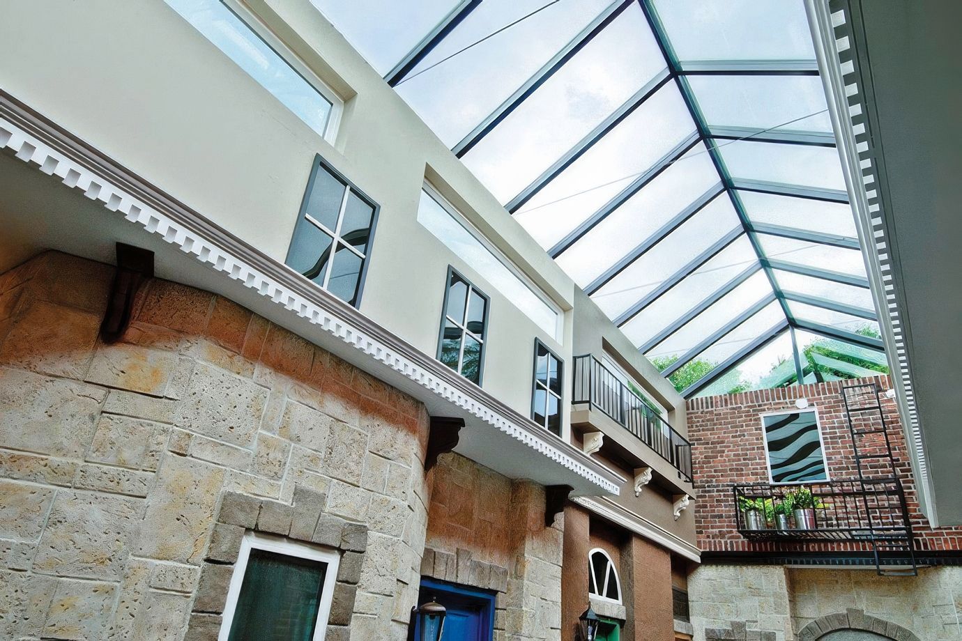 Custom Structural Series Surrey