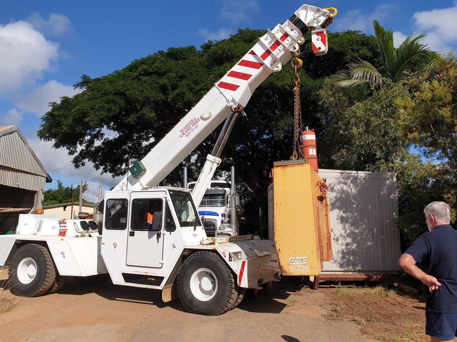 Mobile Crane Truck — Mareeba Crane Hire in Mareeba, QLD