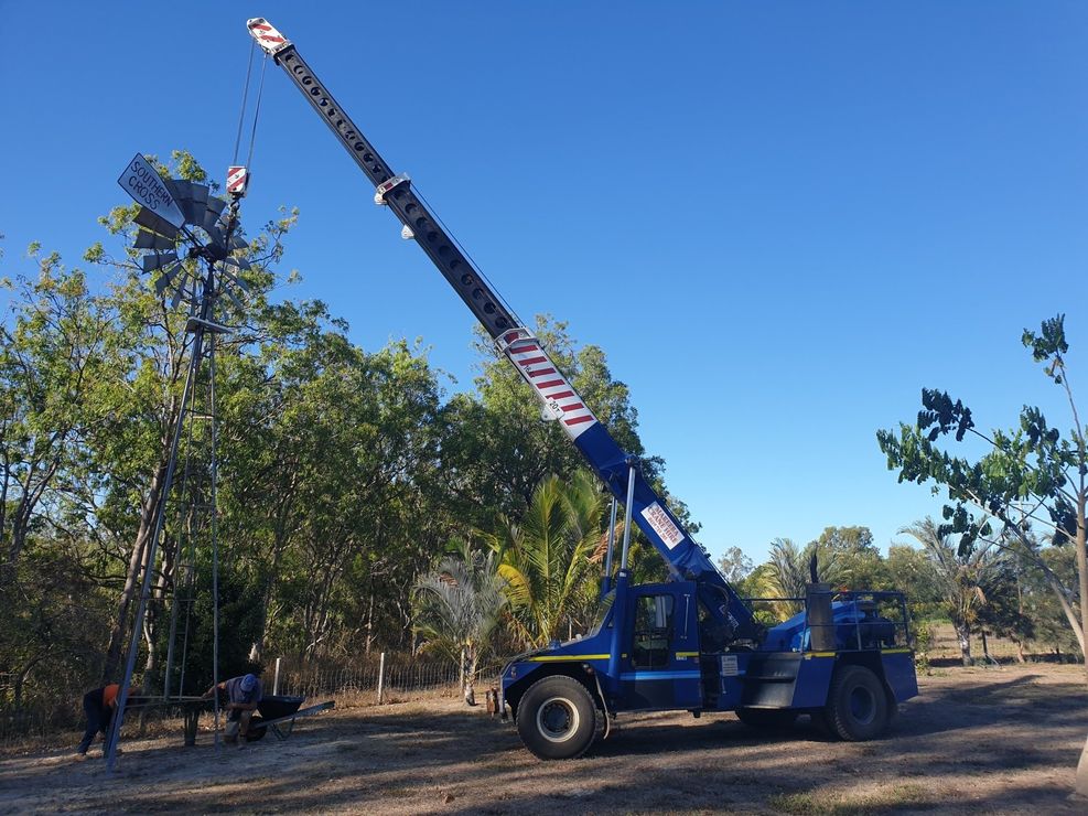 Heavy Machine — Mareeba Crane Hire in Mareeba, QLD