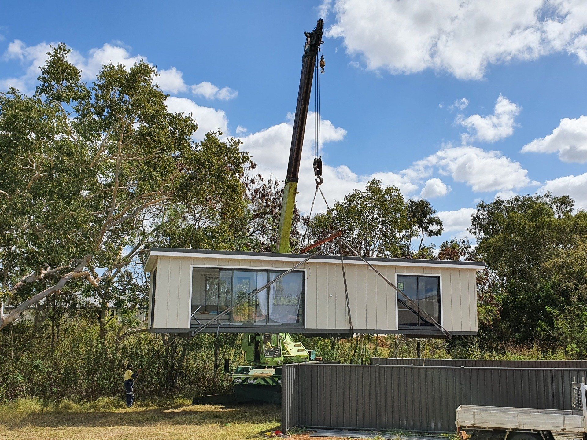 Hydraulic Truck Crane — Mareeba Crane Hire in Mareeba, QLD