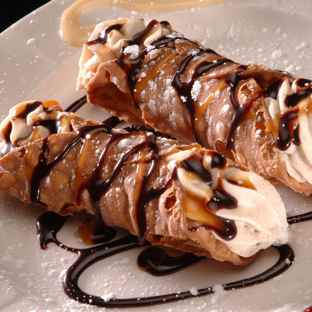 Cannoli Dessert