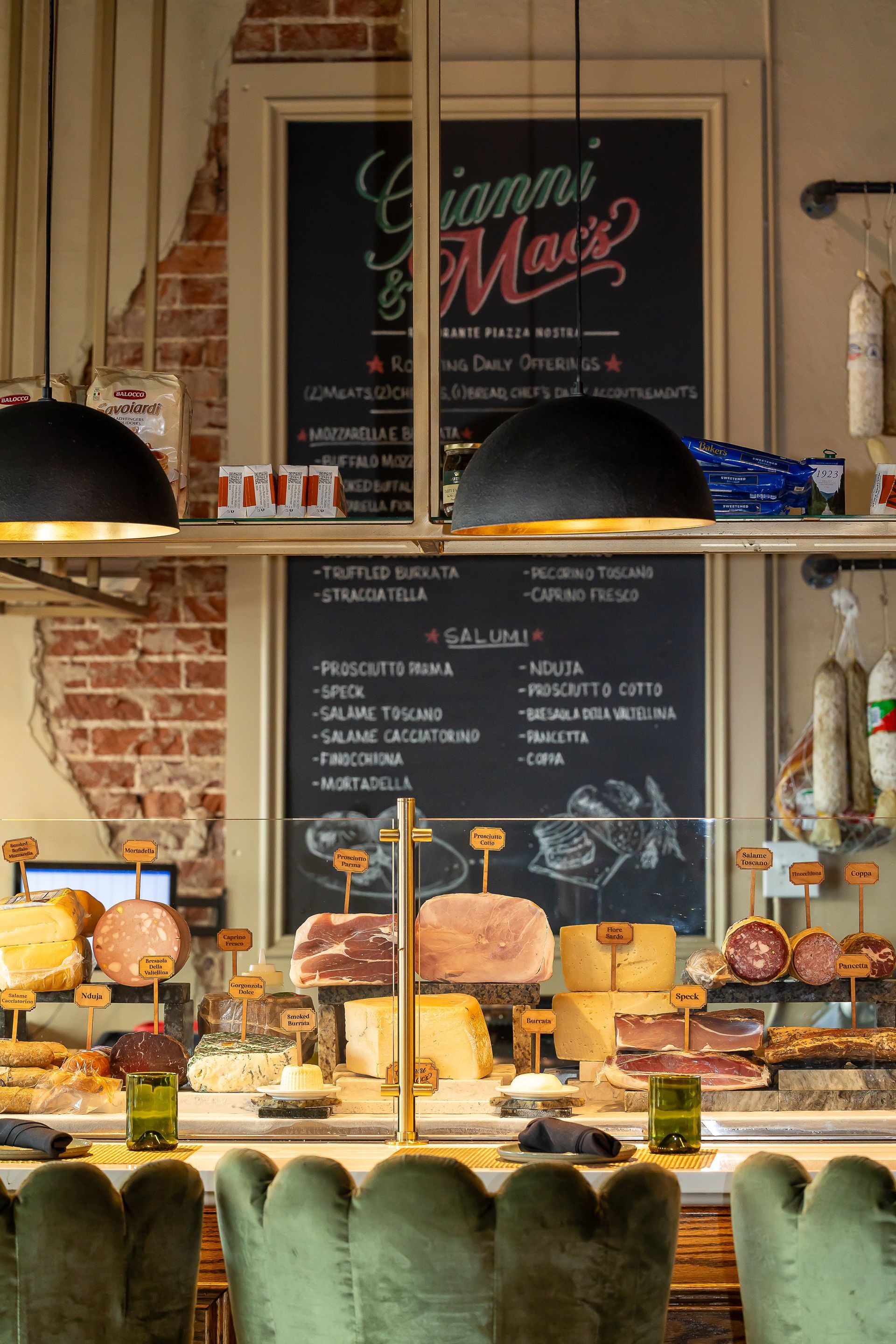 Gianni & Mac's Ristorante