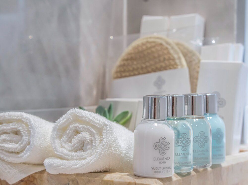 Elementa Boutique Hotel, Bathroom Details