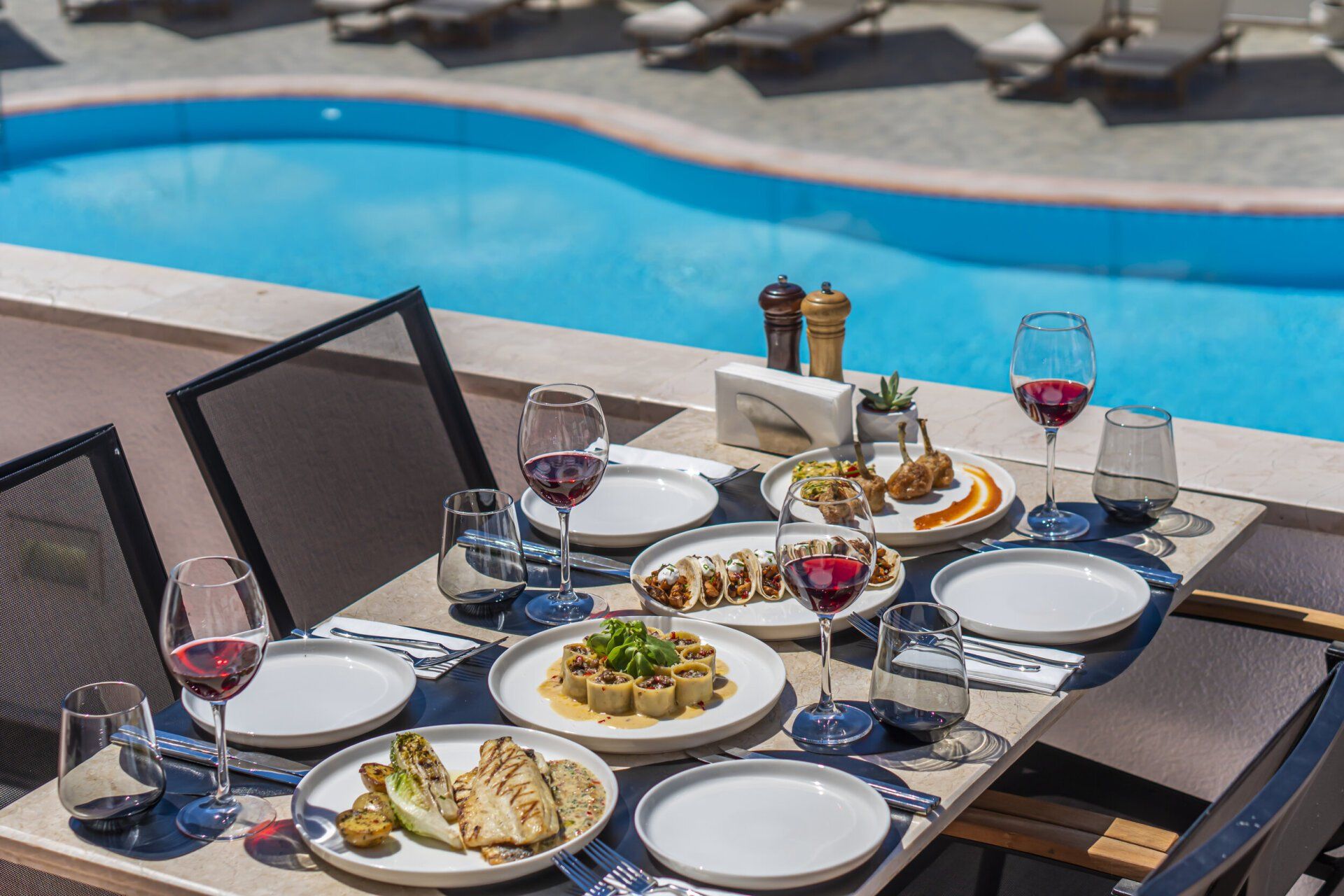 Elementa Boutique Hotel , Restaurant