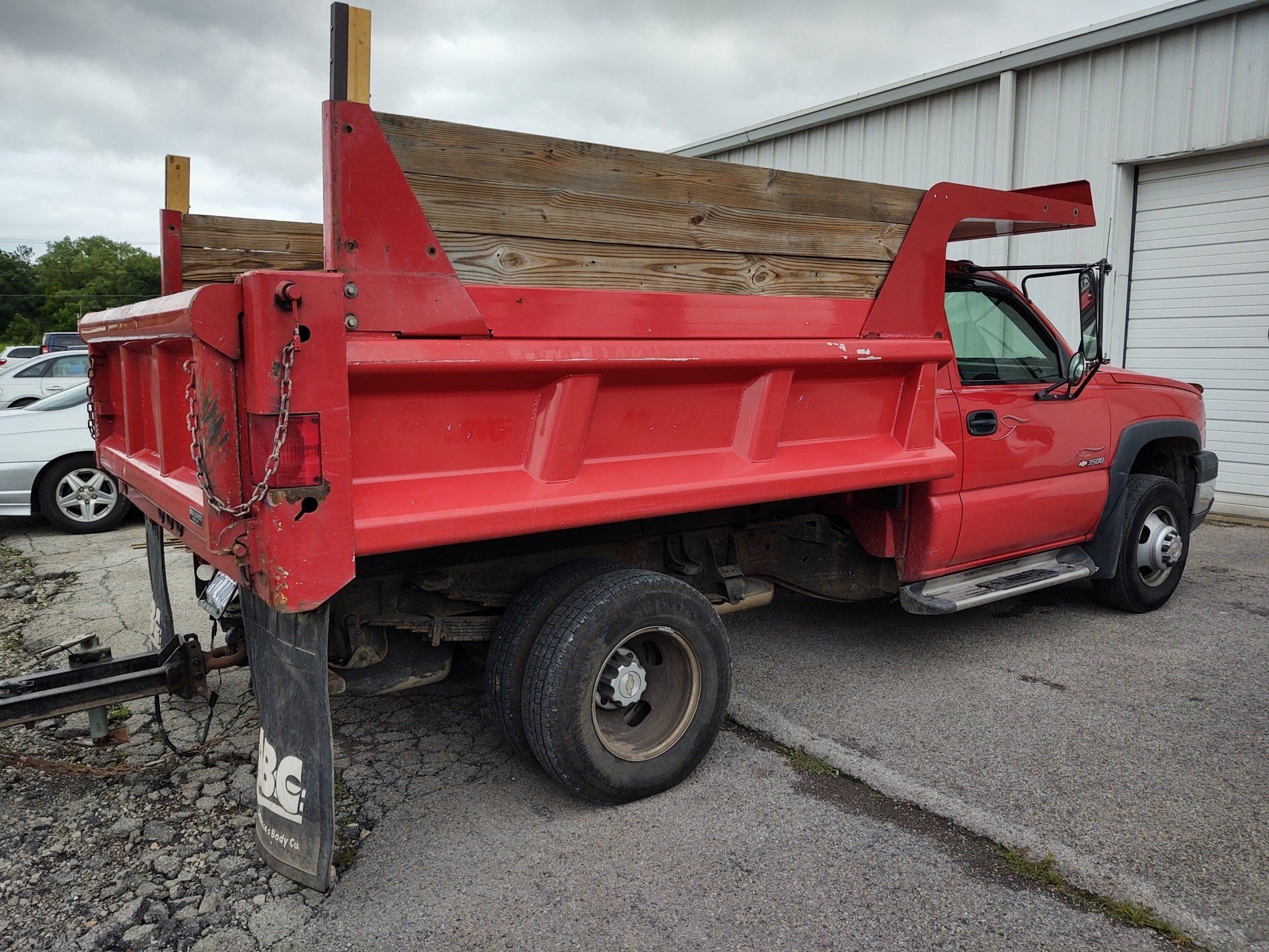 DUMP TRAILERS