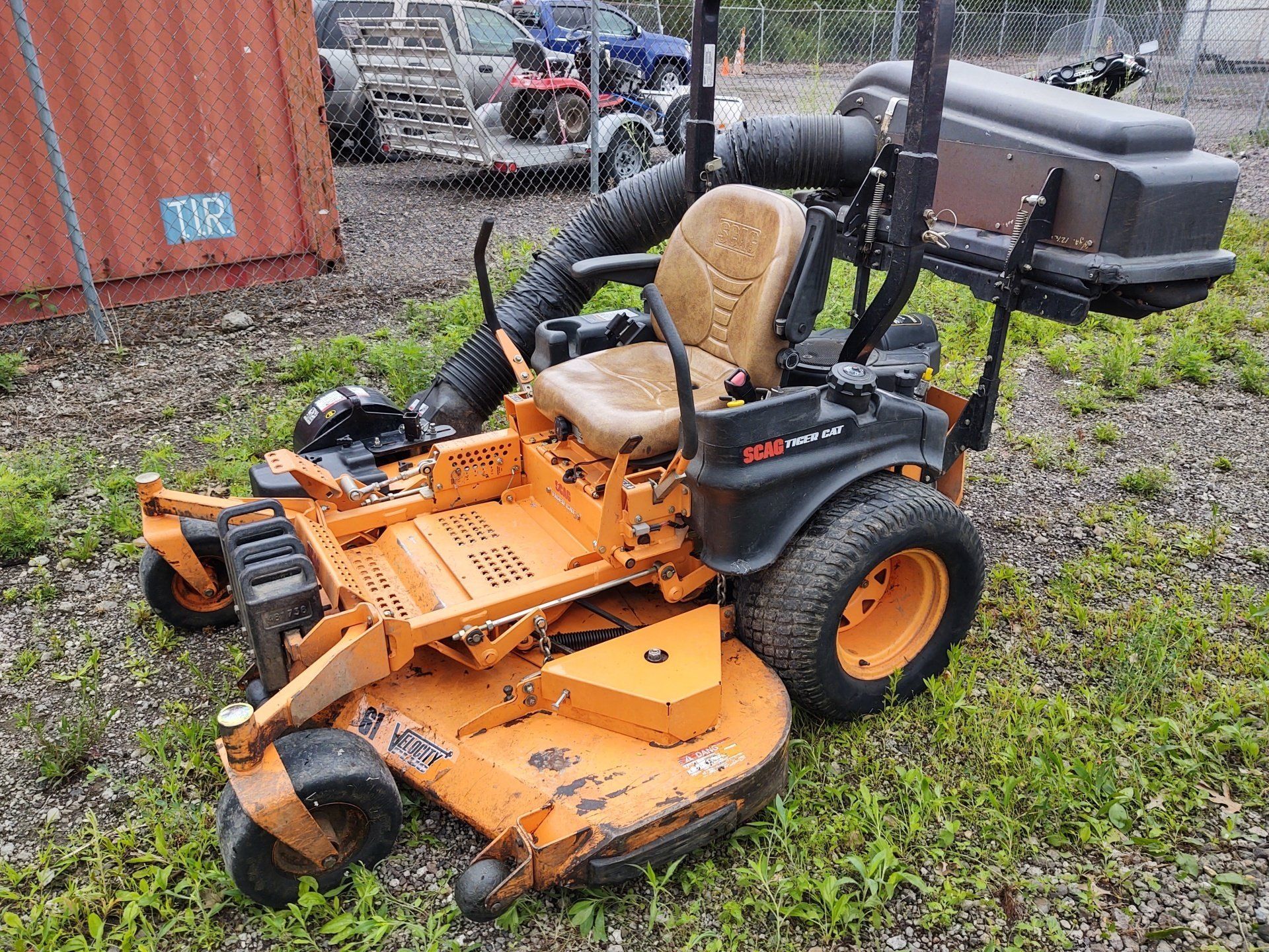 ZERO TURN MOWER