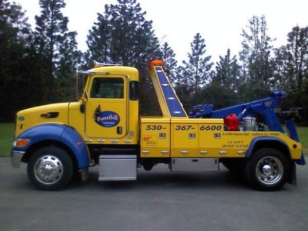 Forest Hills Tow — Sacramento, CA — Kearney's Truck Painting
