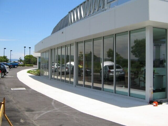 Commercial building — Installing, repairing and manufacturing glass in Cessnock, NSW