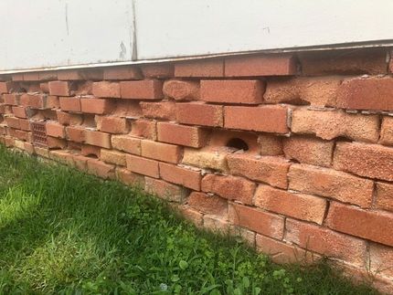 Salt Damage Bricks — Bricklayers In Central Coast, NSW