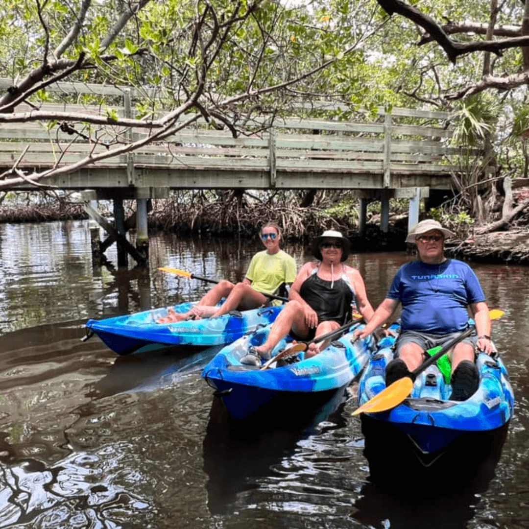 kayaking tours near emerson point