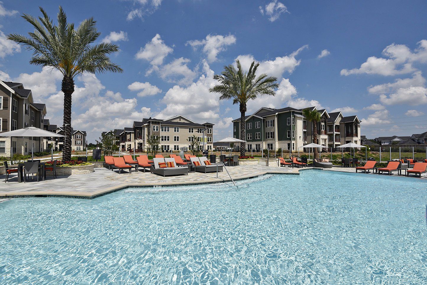 Resort Pool | Elite 99