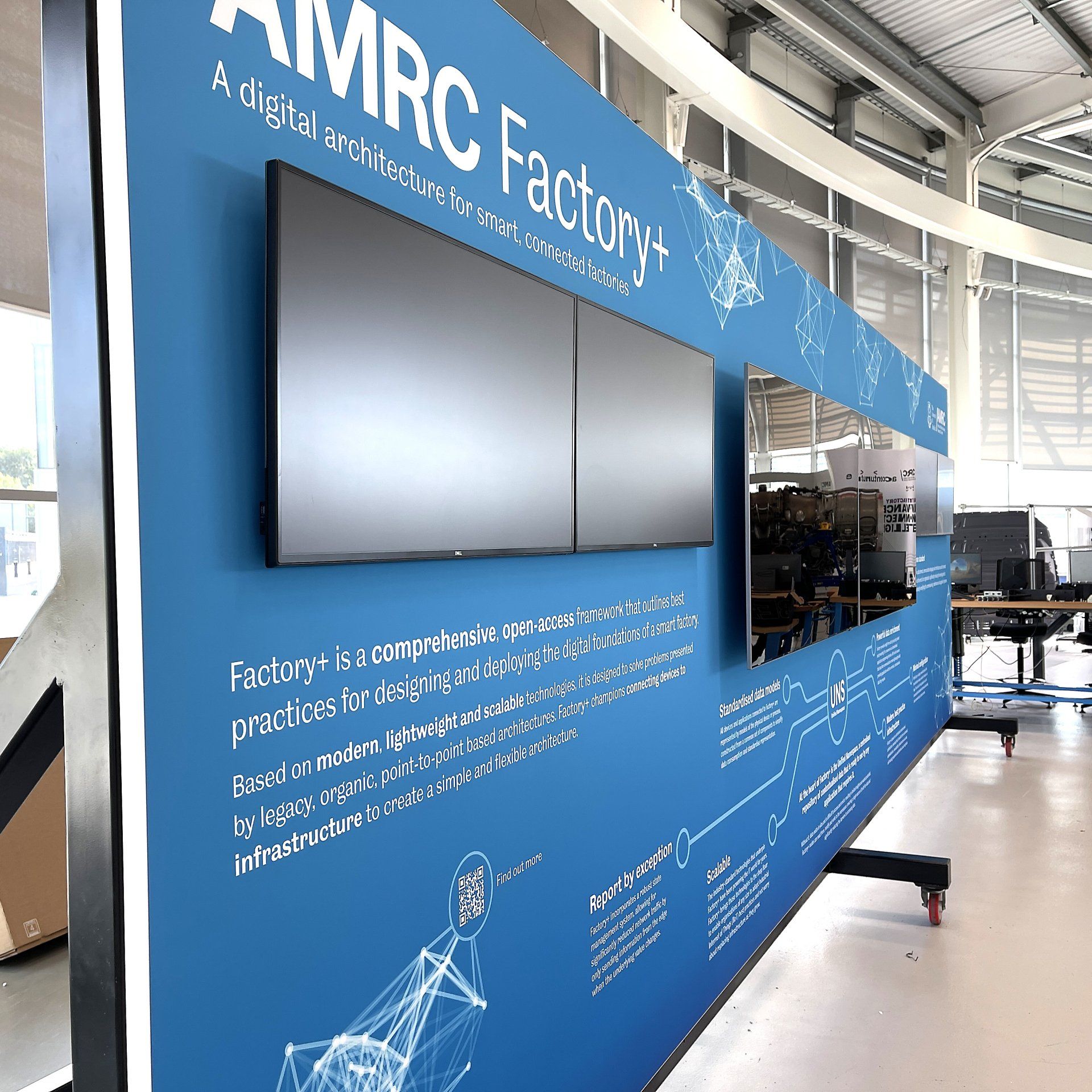 Tension Fabric with Monitor Display