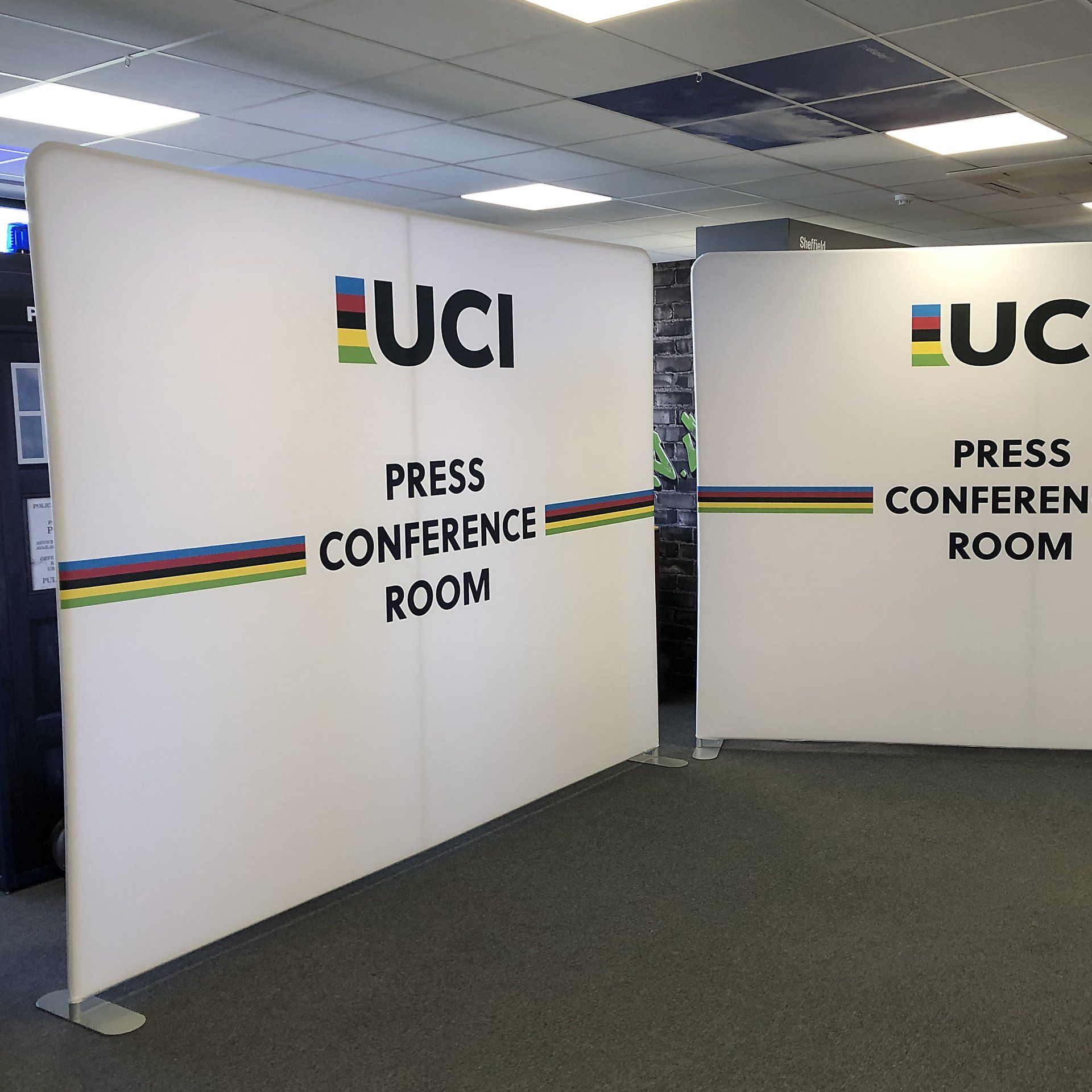 Formulate Straight Stands