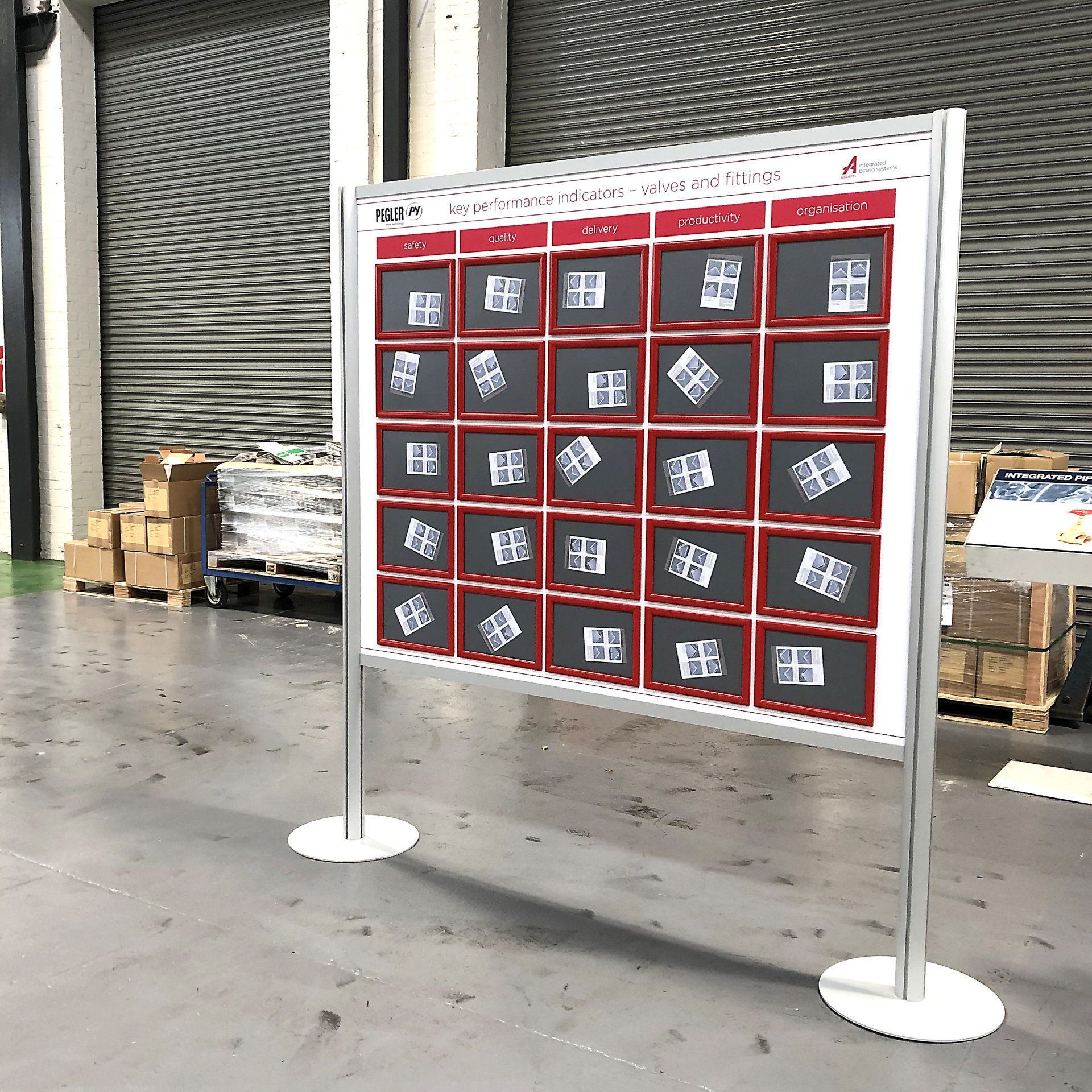 Freestanding Info Points