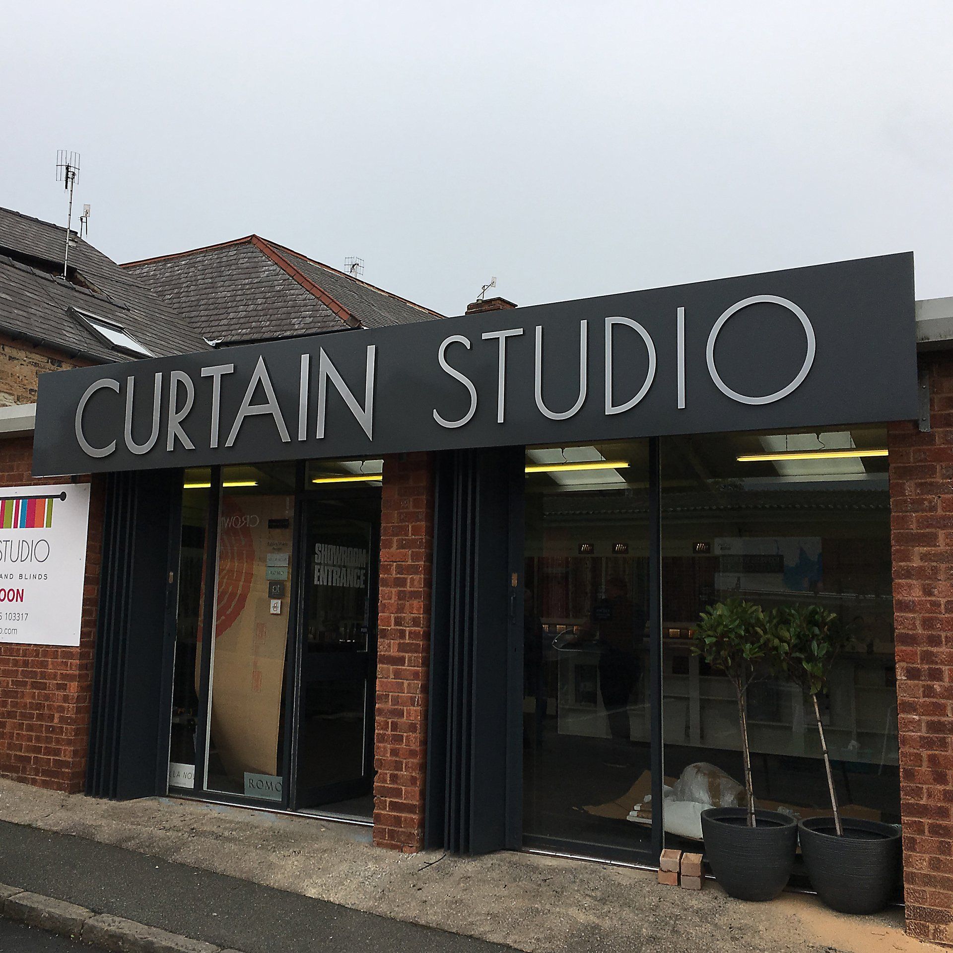 Tray with Di-Bond Letters