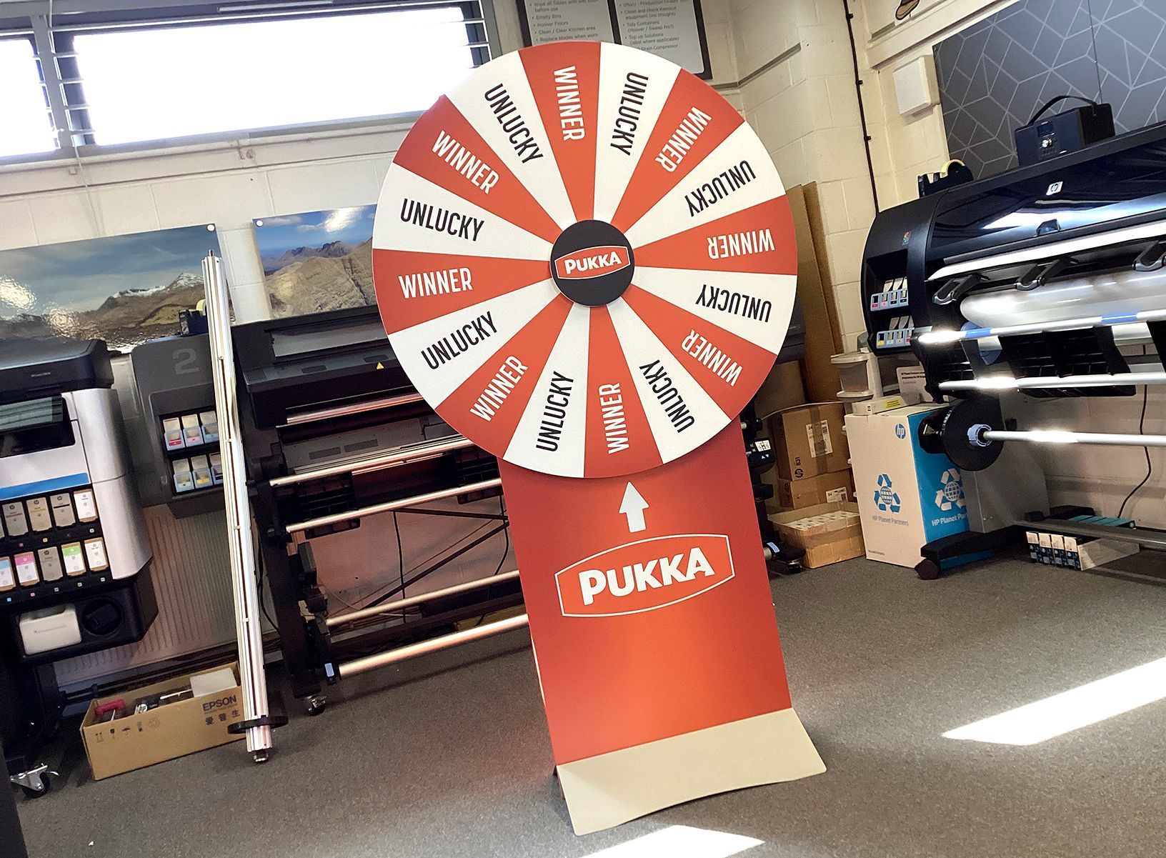 Single sided spinning wheel
