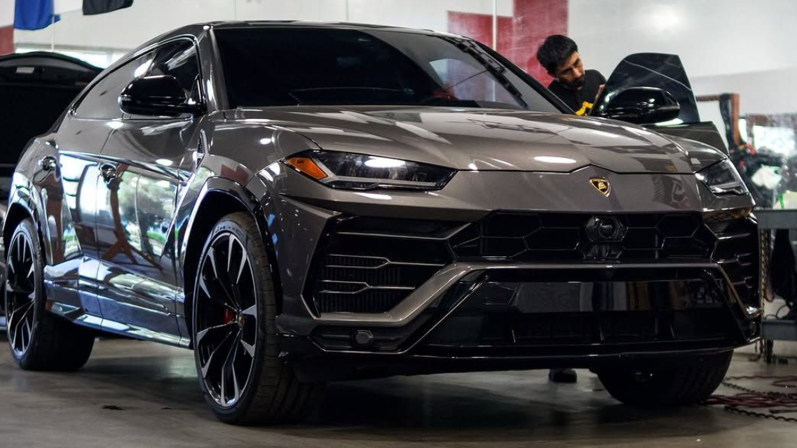 professional window tint installer