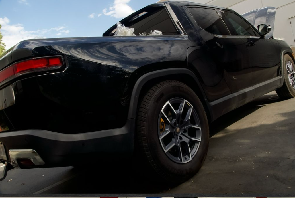 vehicle with ceramic coating parked outside