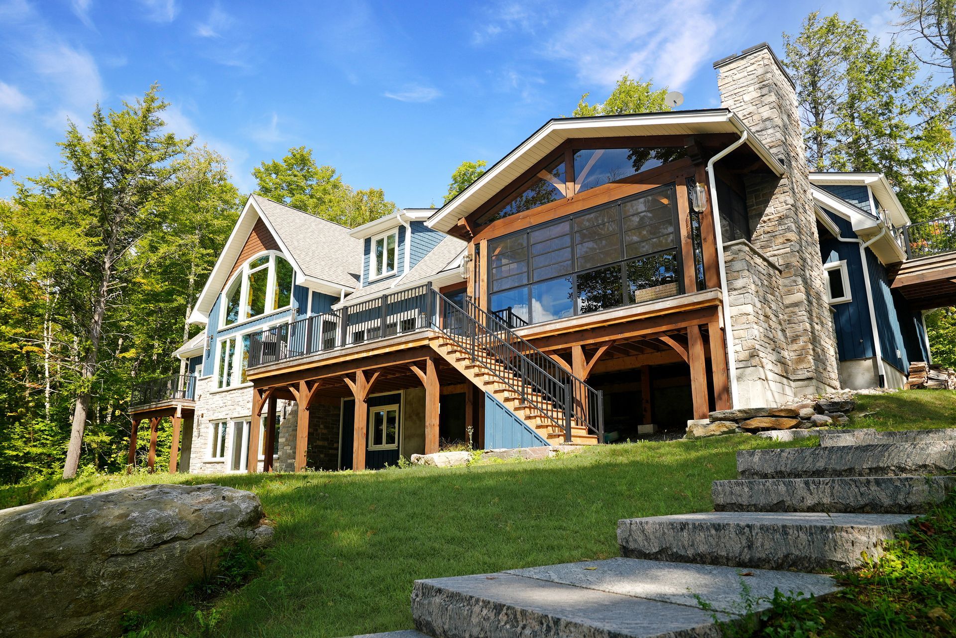 Klaxon Lake's Main House