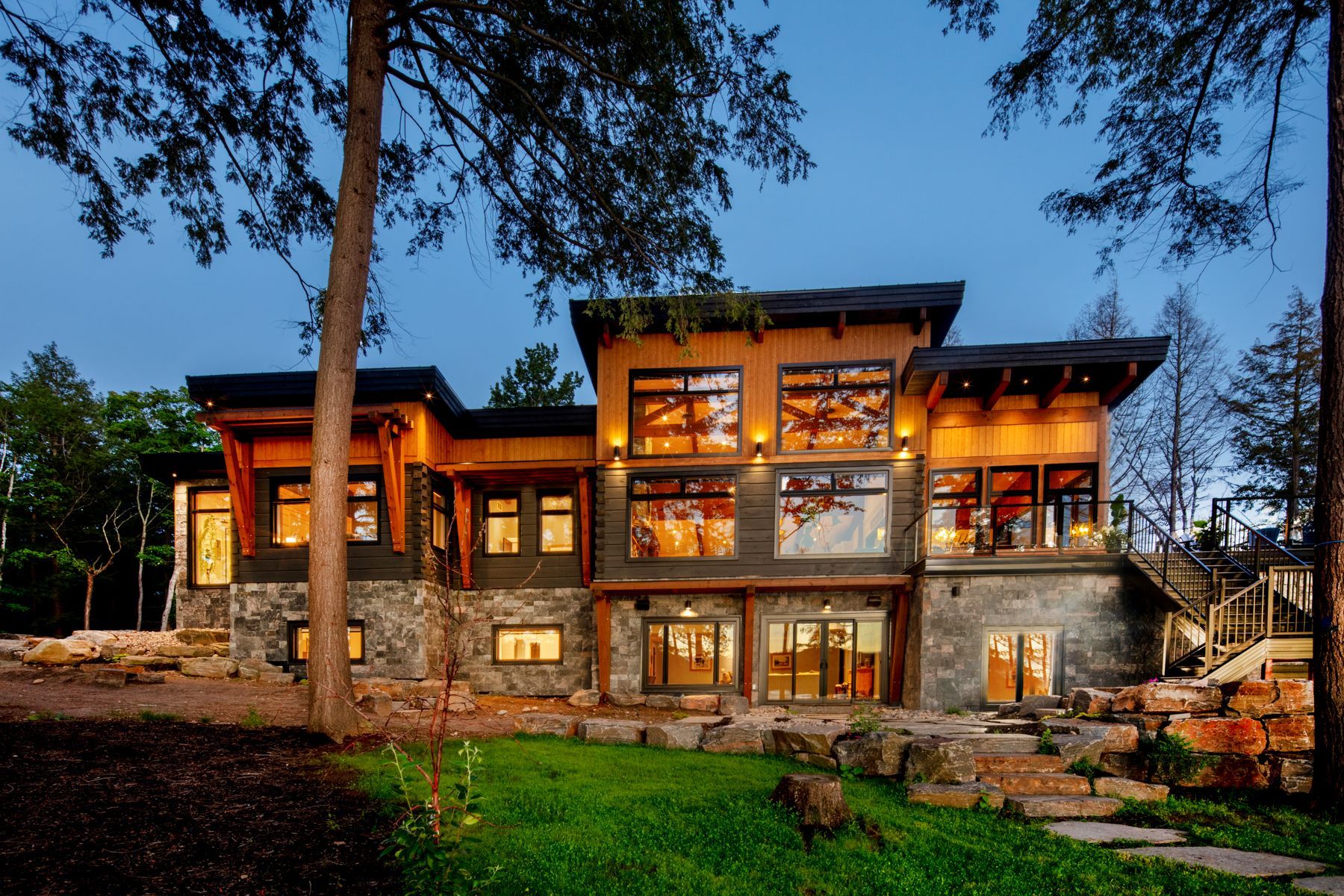 Klaxon Lake's Main House