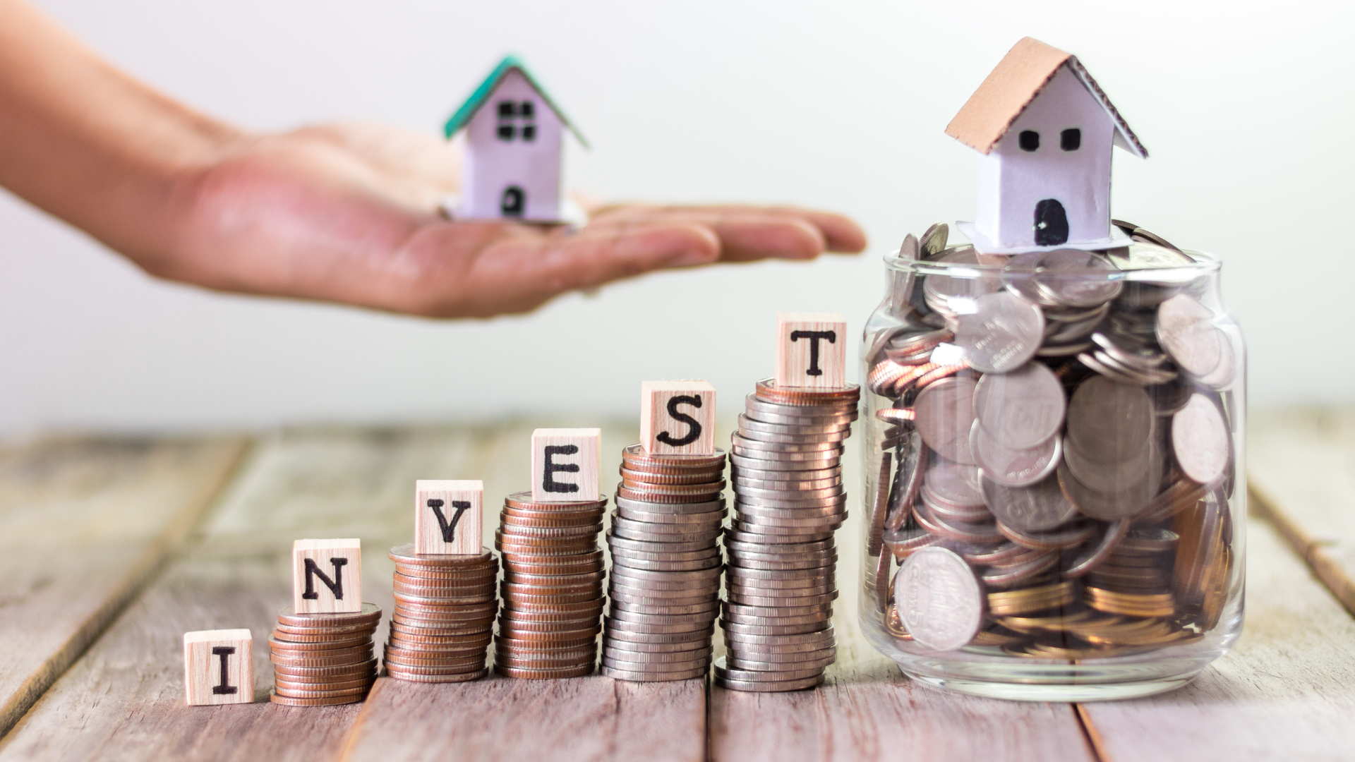 An aerial view of a lake with a small island in the middle.