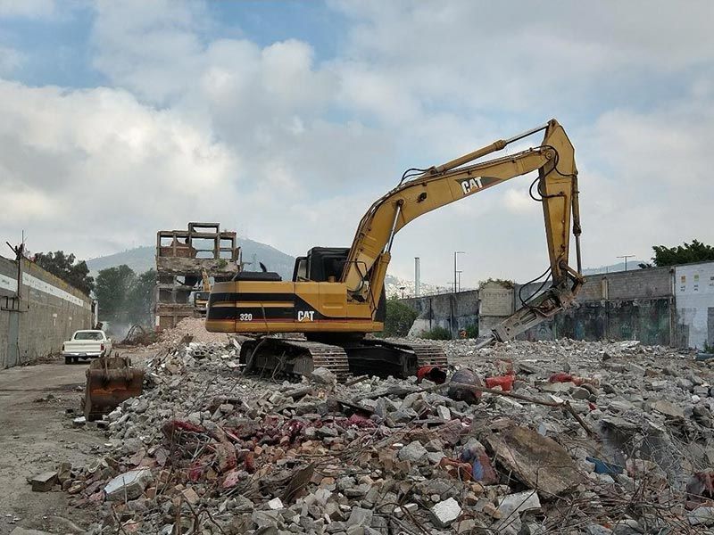 DEMOLICIONES INMEDIATAS DEL SUR