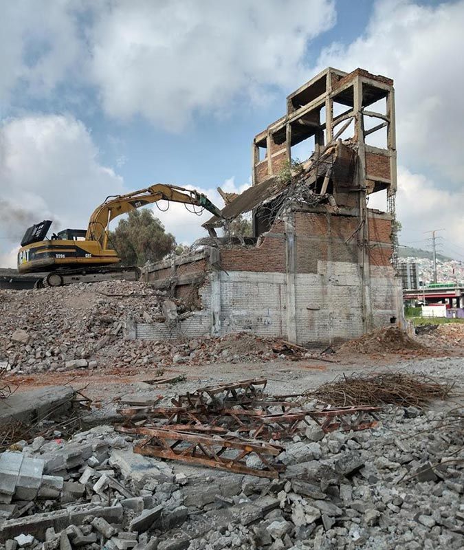 DEMOLICIONES INMEDIATAS DEL SUR