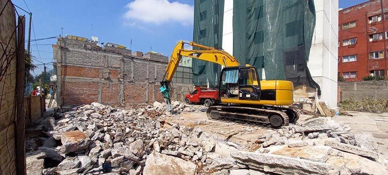 DEMOLICIONES INMEDIATAS DEL SUR