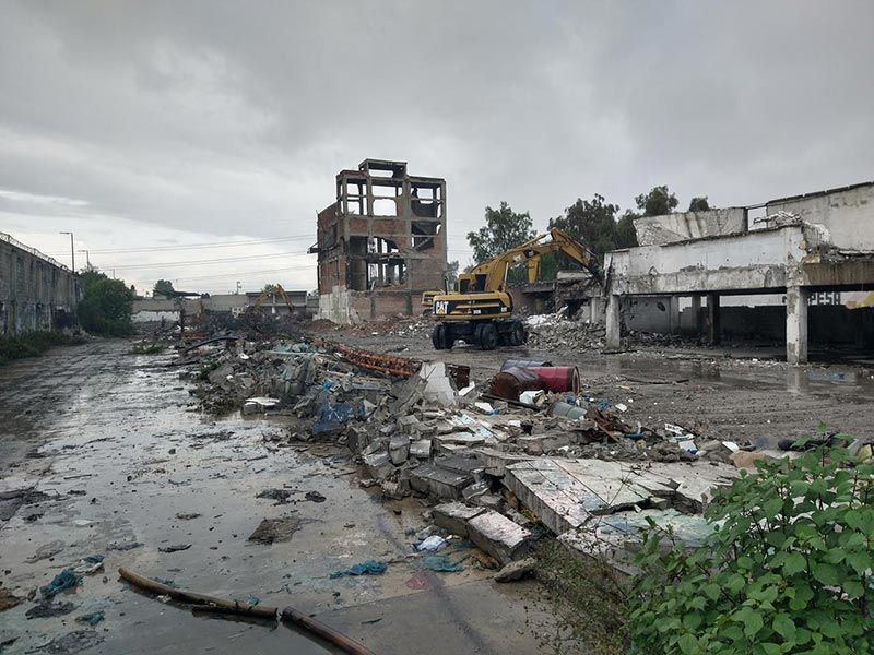 DEMOLICIONES INMEDIATAS DEL SUR