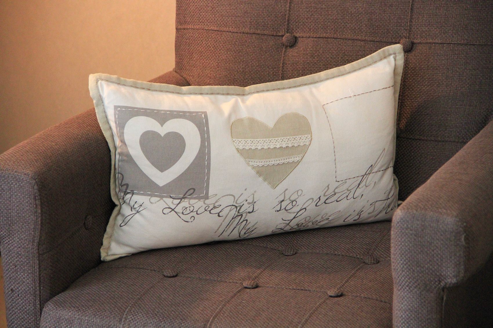 Chambre Plume proposée à l'hôtel restaurant situe en Val de Loire