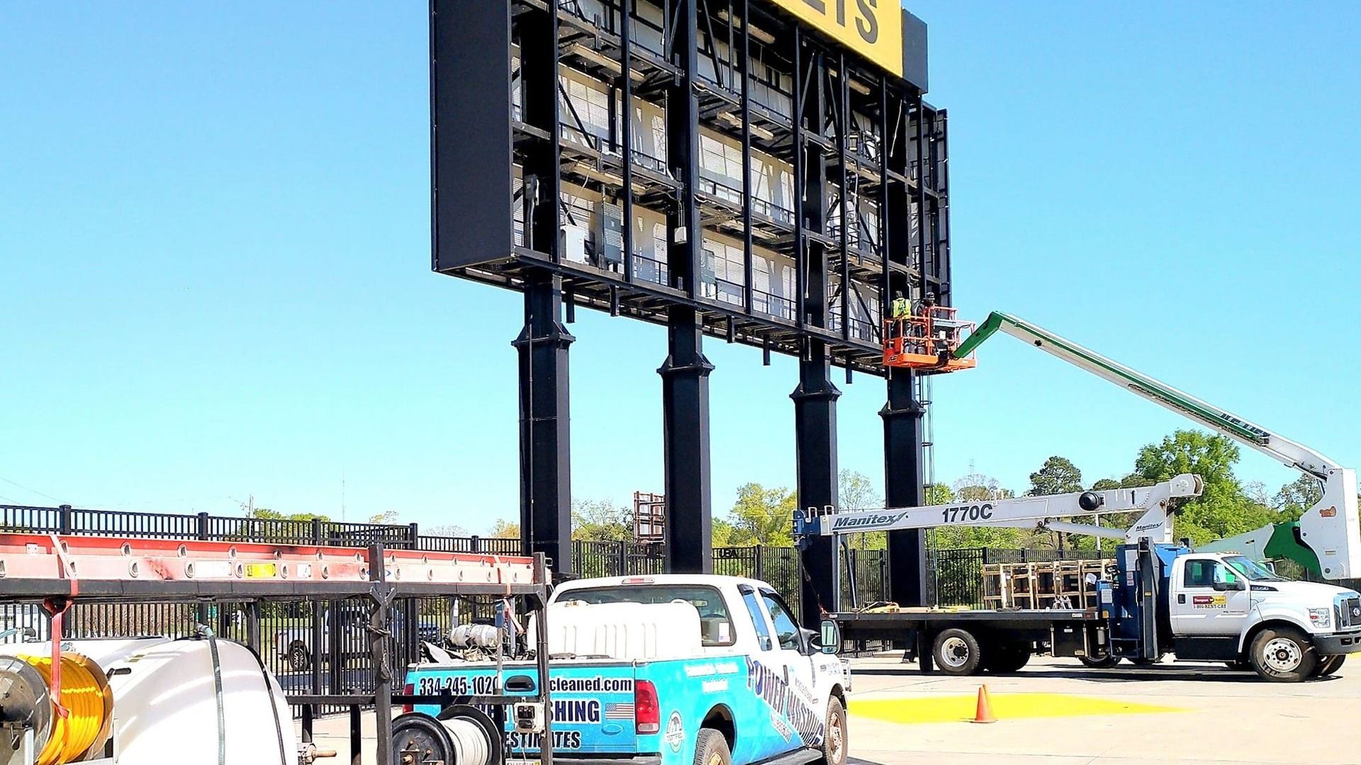 Professional Parking Lot & Garage Cleaning Services in Alabama