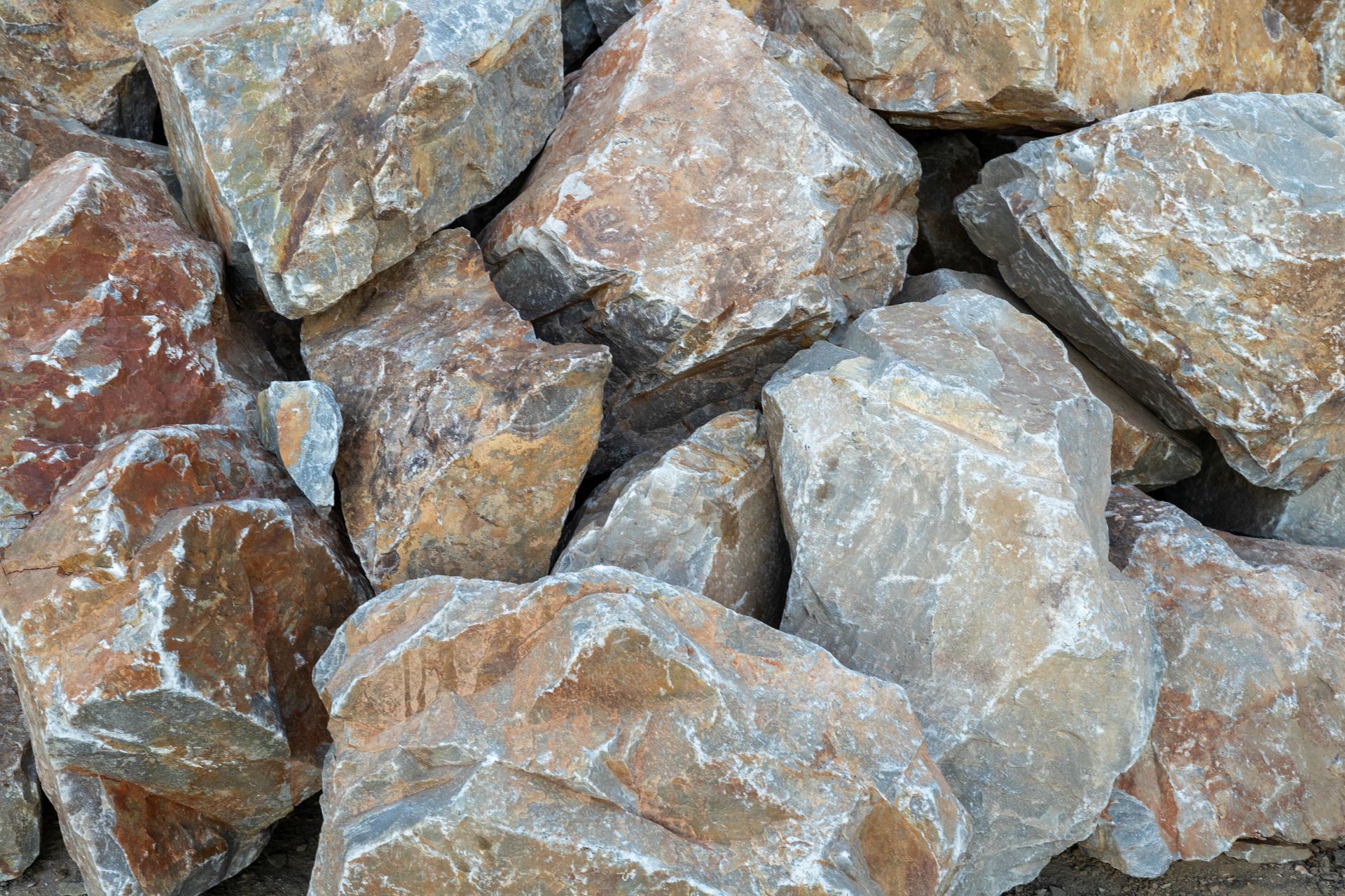 Honey Quartz Boulder