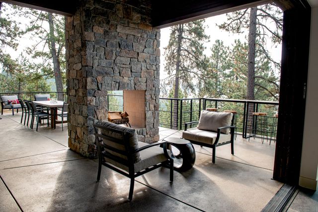 Bitterroot Stone Veneer