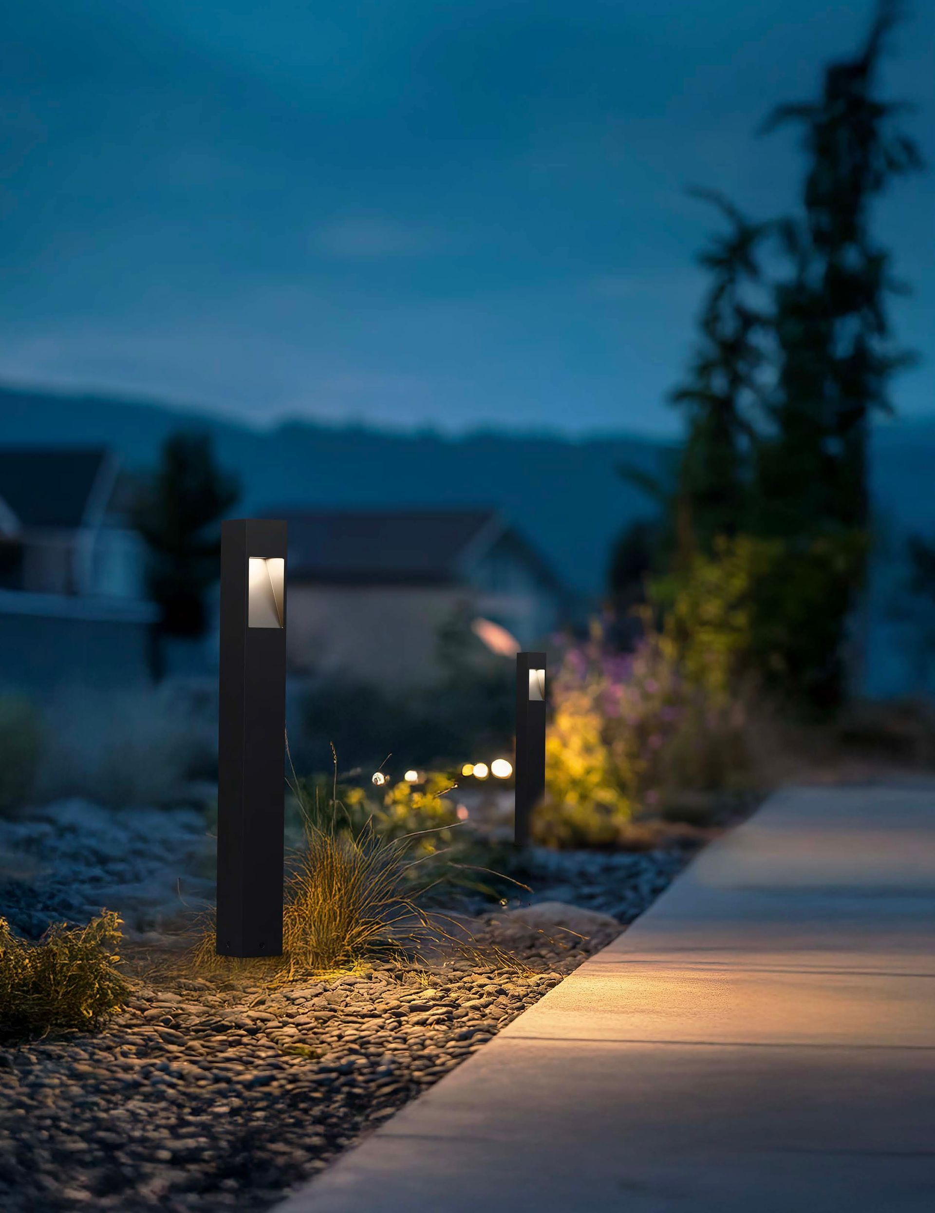 Stand Up Path Light installed view