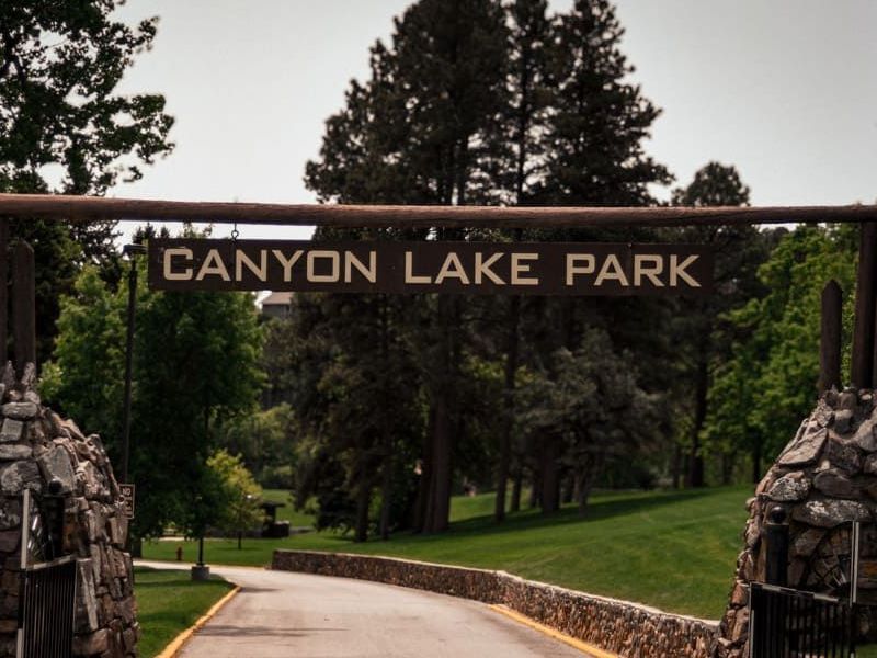 Canyon Lake Park overhang sign entrance